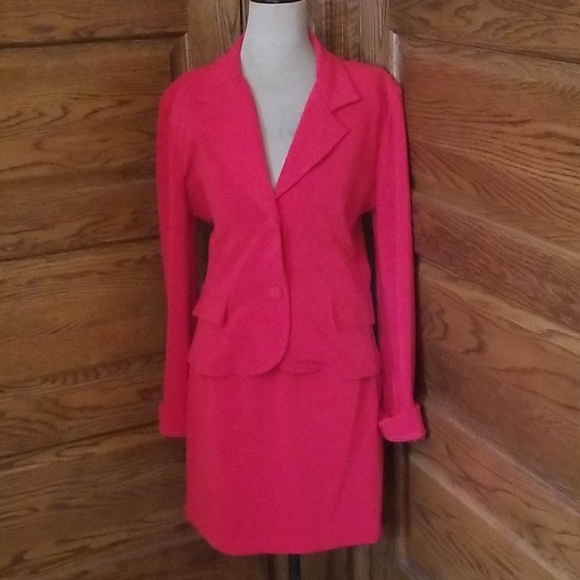 vtg 1990s Red skirt and jacket set - Picture 1 of 9